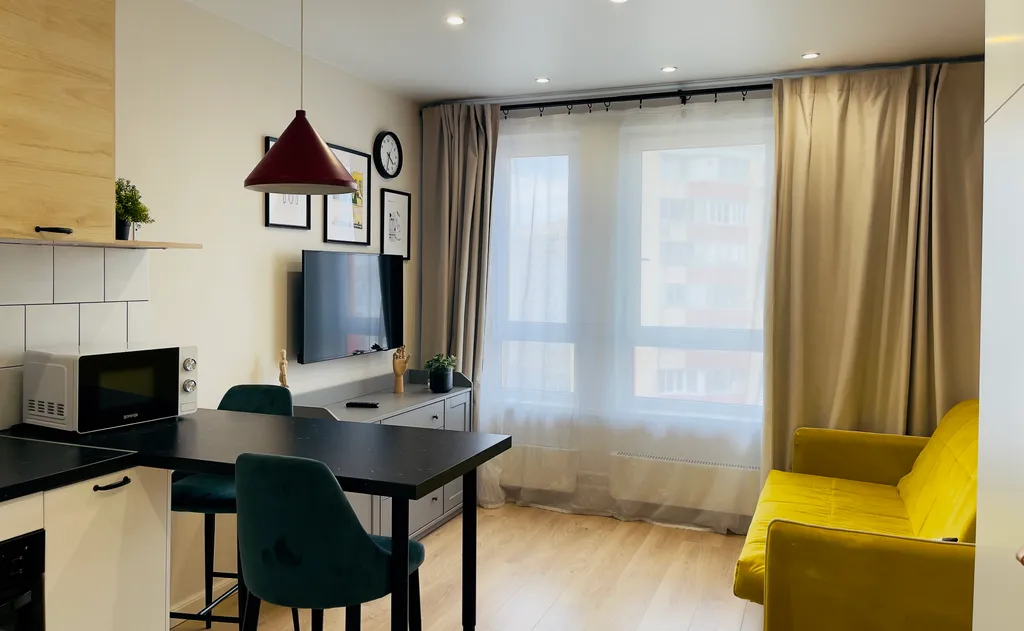 Прекрасная стильная студия