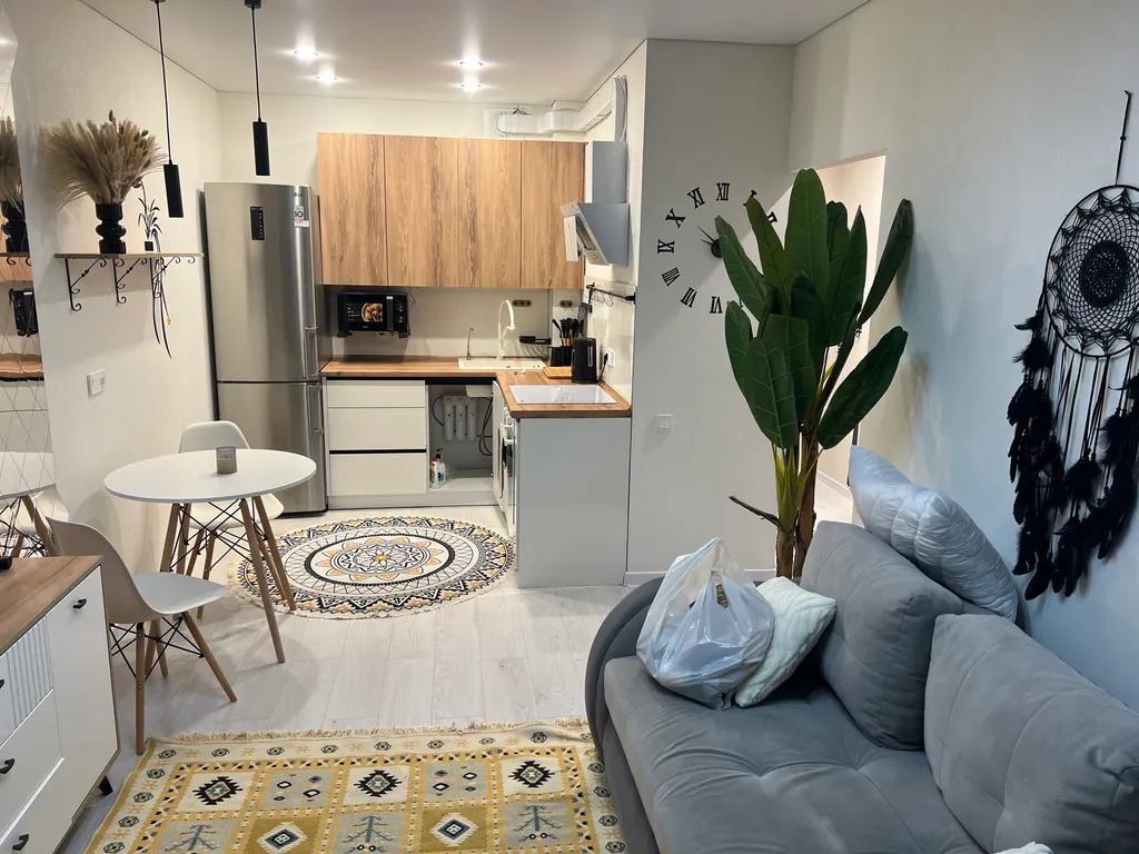 Квартира возле ТЦ Макси