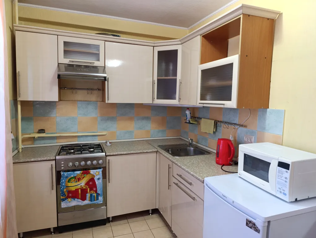 Отличная двушка рядом с набережной, военным училищем и вокзалом