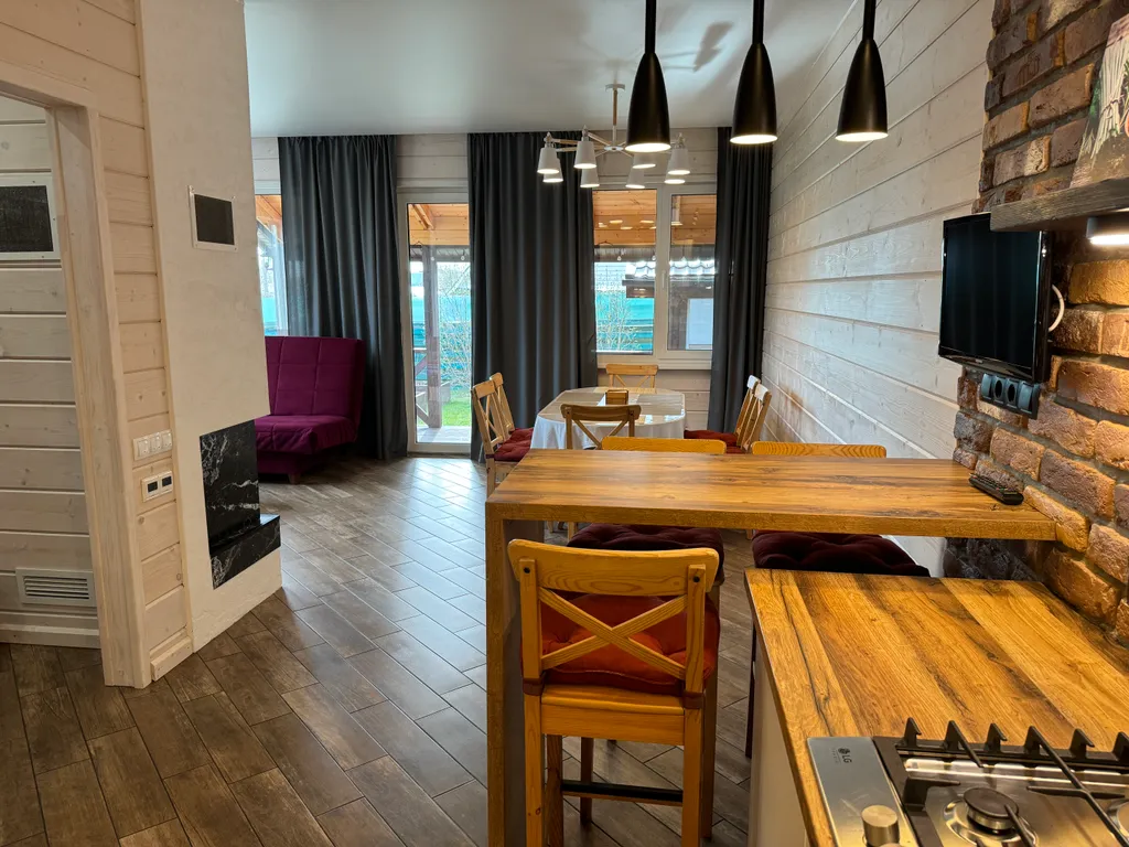 Коттедж Дом с камином, где можно приготовить пиццу в печи. Красное Село — Красное Село