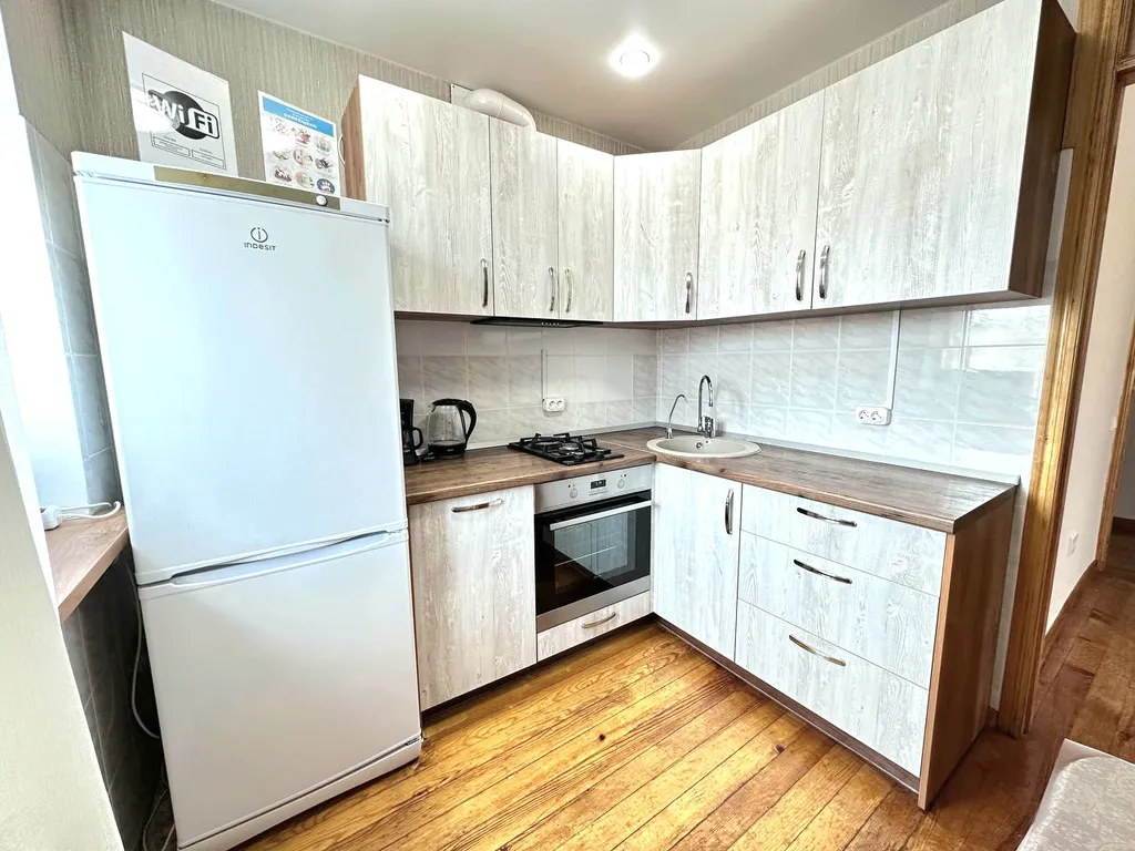 1-комнатная квартира с балконом в центре рядом с КемГУ и госпиталем