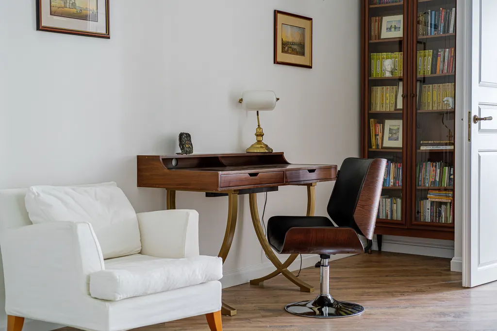 Элегантная квартира Delux с тремя спальнями, парковкой у Эрмитажа