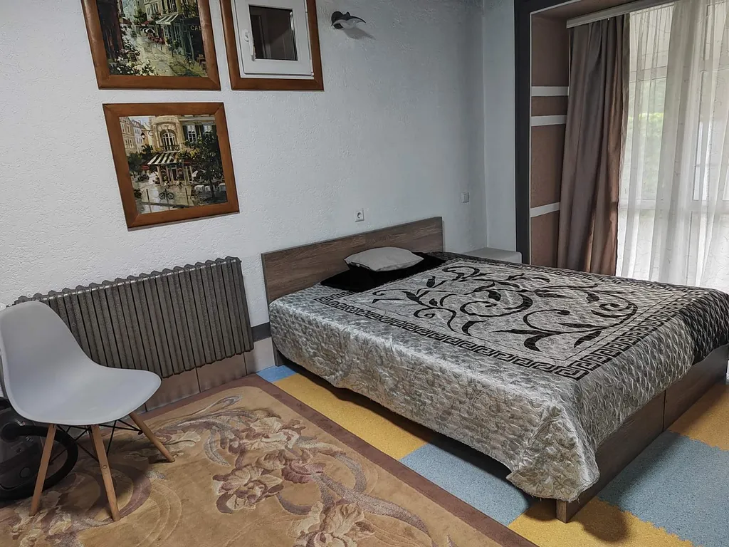 Апартаменты с баней и детской площадкой в пригороде Бреста