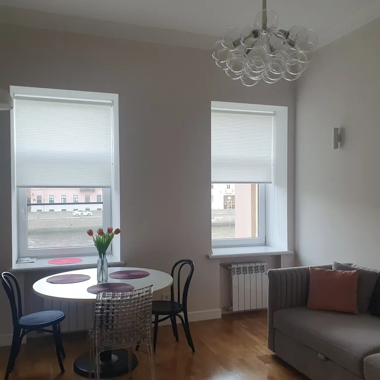 Квартира Солнечная квартира с видом на Троицкий собор в историческом центре — Санкт-Петербург