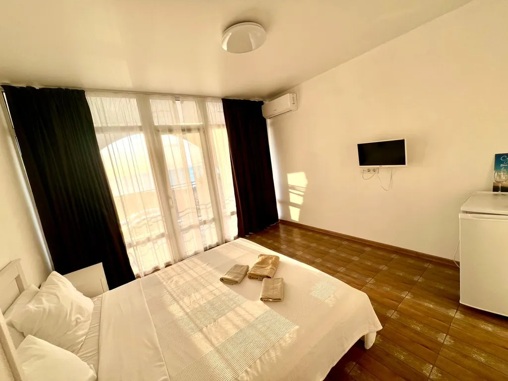 Квартира Комната — аренда посуточно в Щёлкино