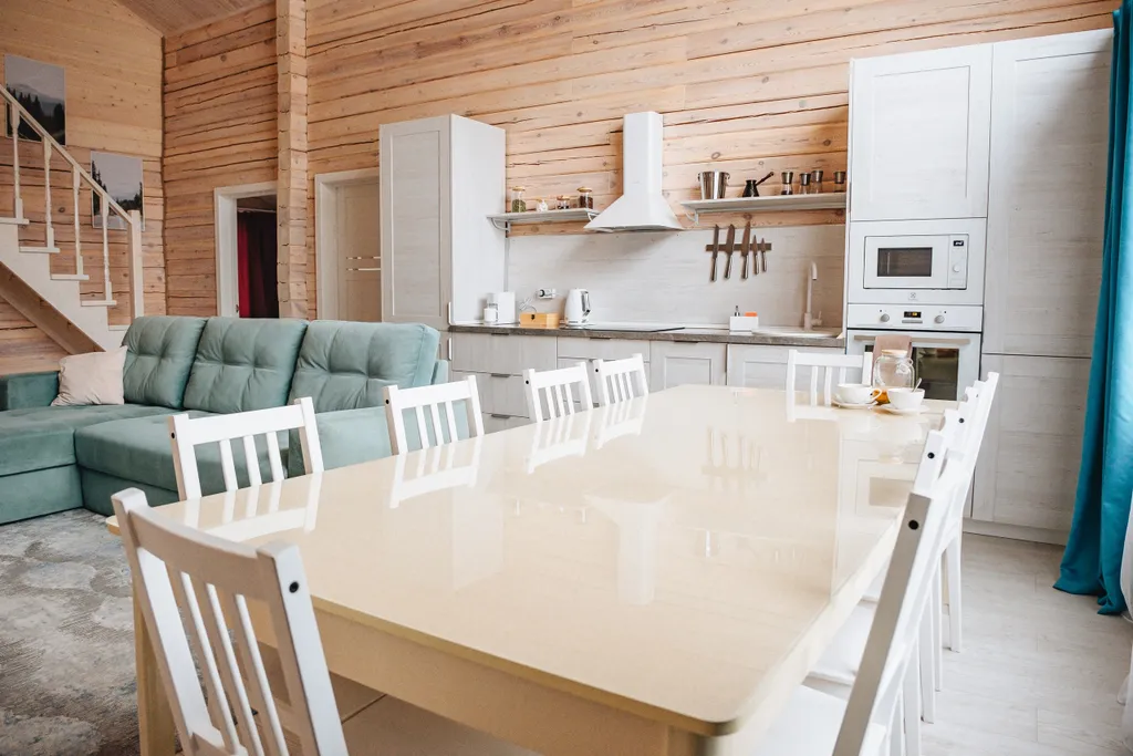 Коттедж на большую компанию близко от подъёмника