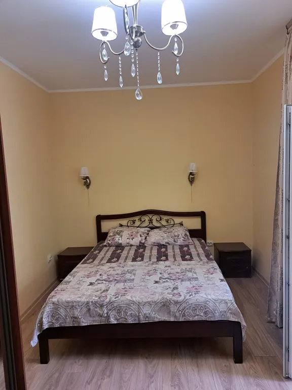 Квартира Уютный номер в центре с выходом на Кипарисовую аллею — аренда посуточно в Судак