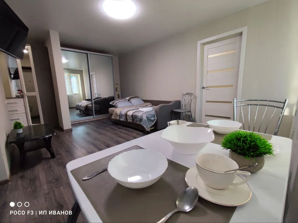 Светлая, уютная квартира с новым ремонтом — аренда посуточно в Большой Камень