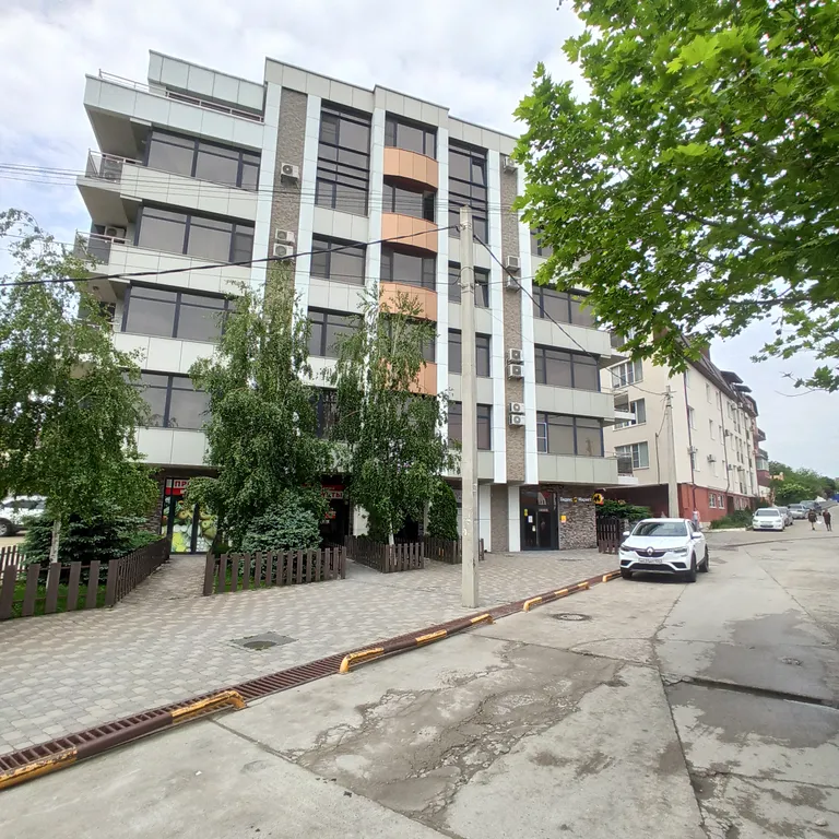 Квартира у новoго благoуcтрoeннoгo пляжa