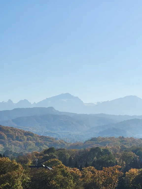3-комнатная квартира вблизи курортной и парковой зоны