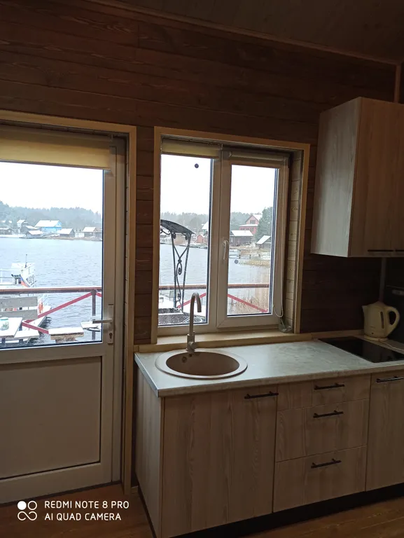 Коттедж Дом с баней прямо на берегу озера Селигер — Заборки