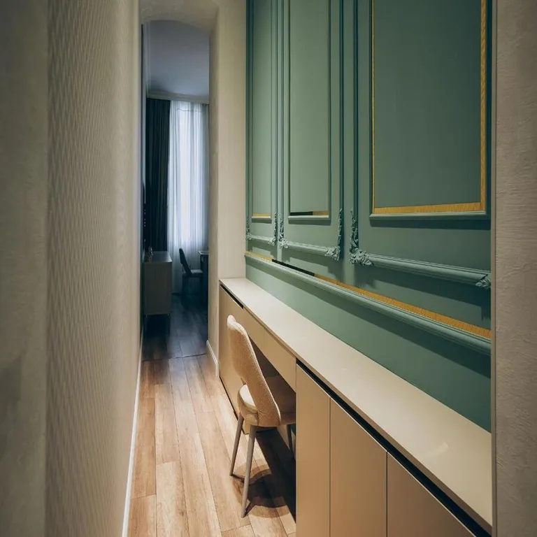 Стильные апартаменты с балконом