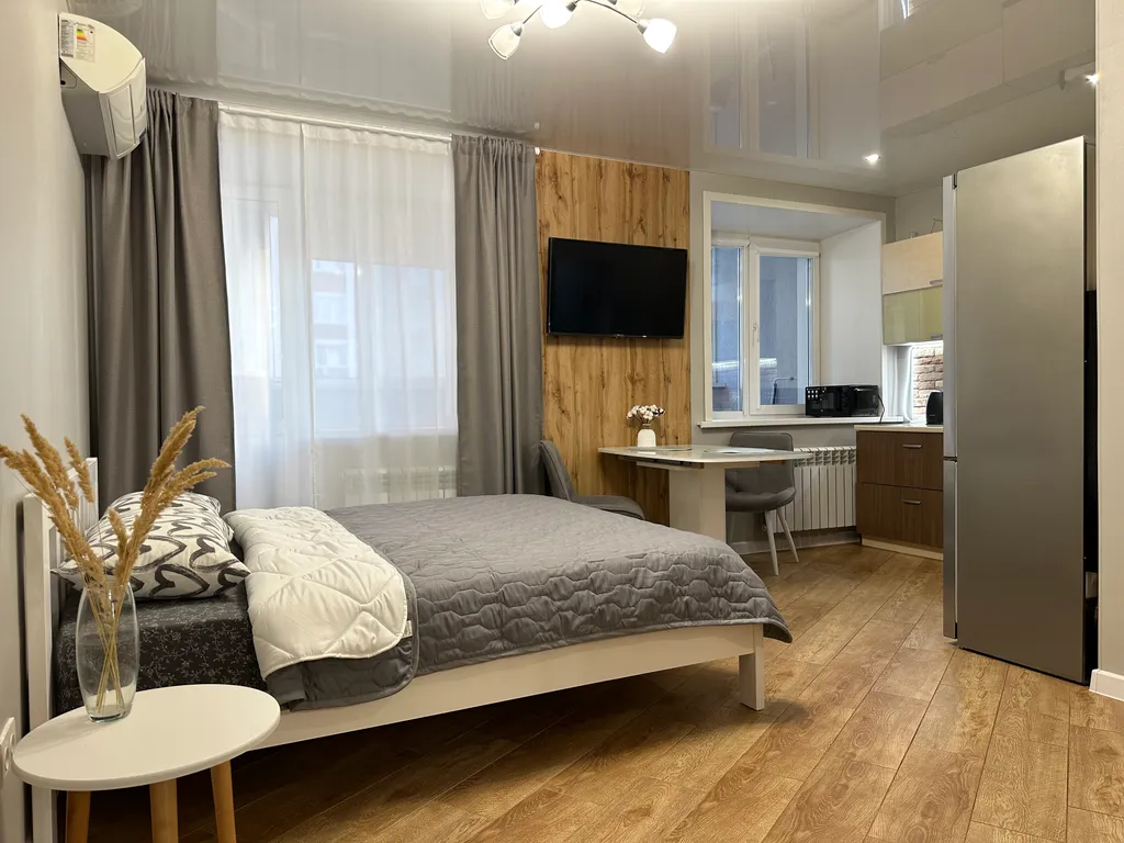 Квартира Светлая, уютная студия — аренда посуточно в Самара