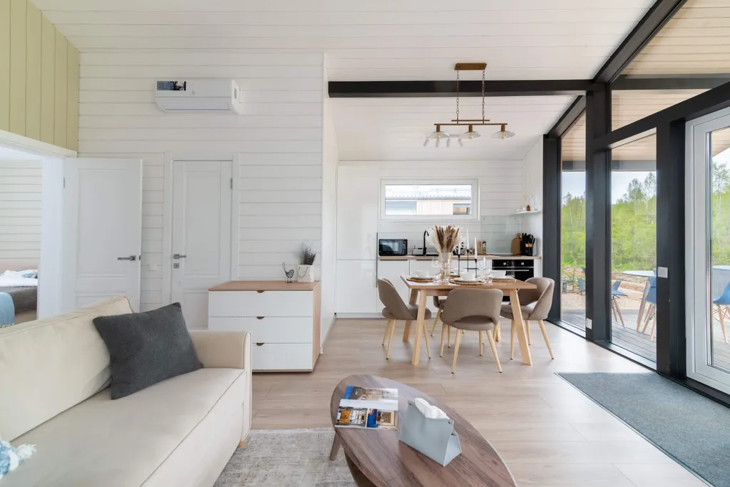 Дом с видом на лес и реку