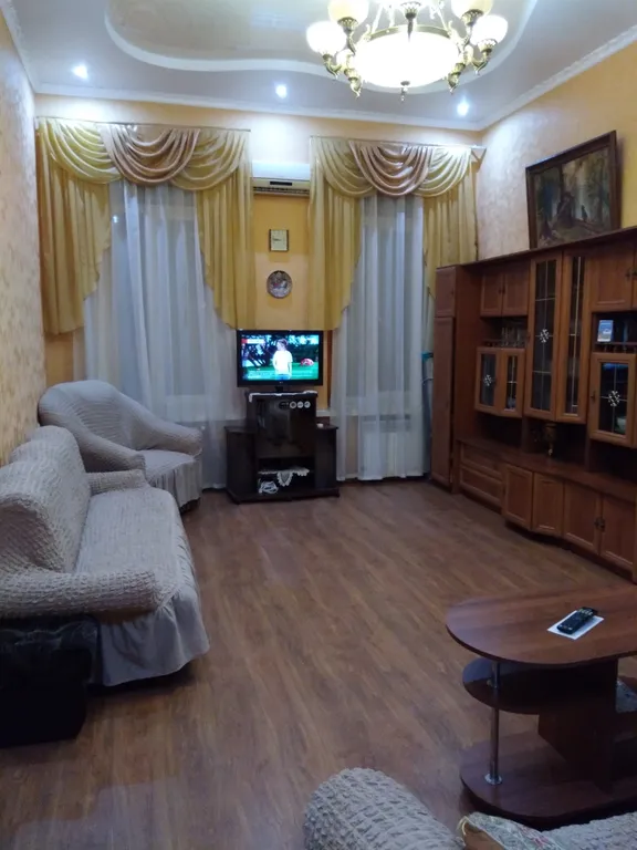 2-комнатная Квартира — аренда посуточно в Феодосия