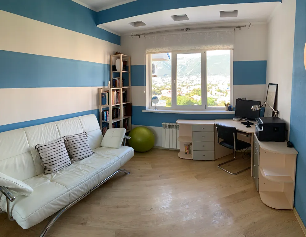 Квартира с видом на море рядом с набережной