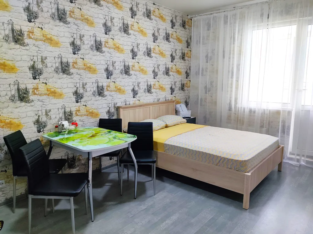 Уютная квартира-студия рядом с ТРЦ Аура