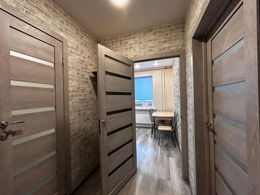 Современная квартира рядом с МНТК имени Федорова и СК Заря