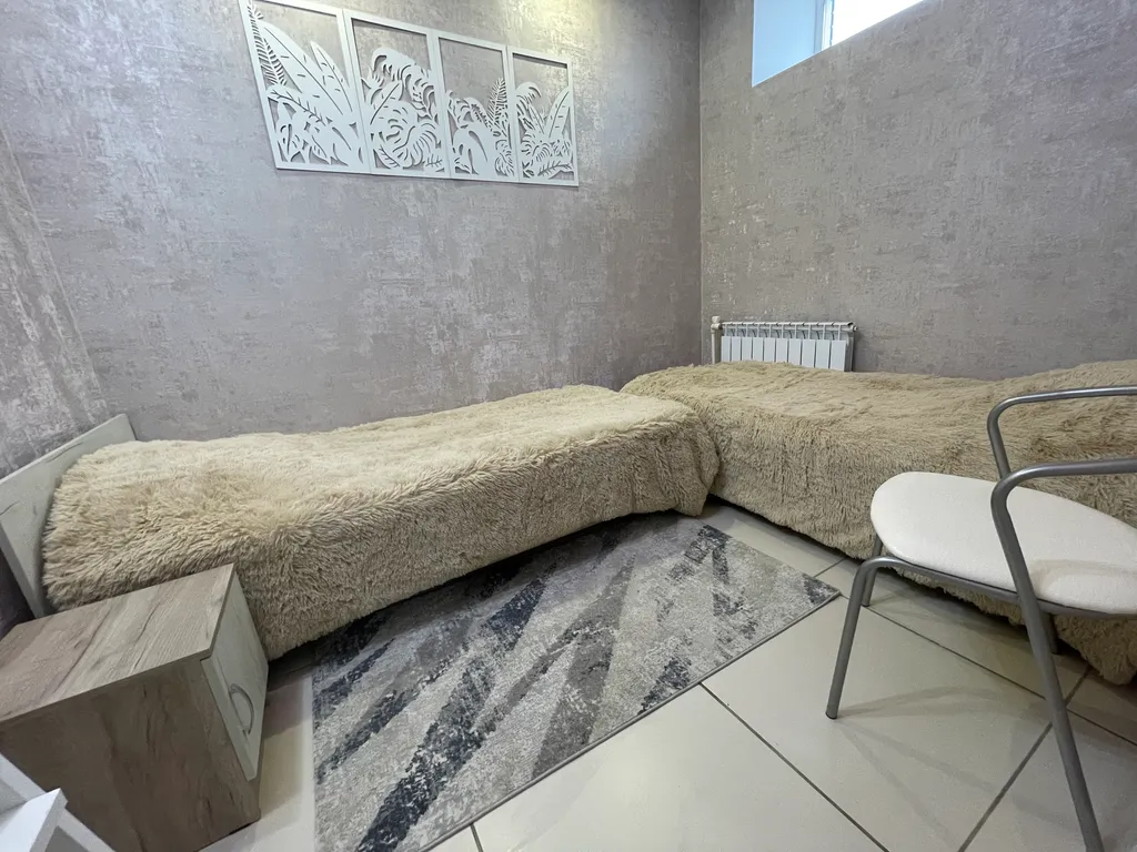 Дом с баней и беседкой на реке