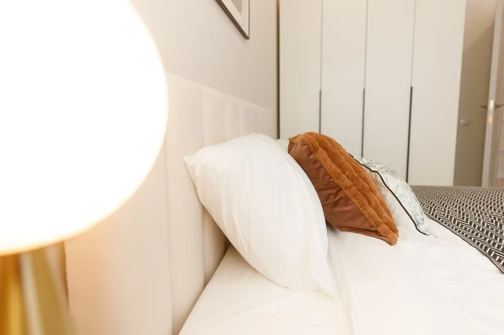 Стильная квартира в новостройке с видом на парк и море