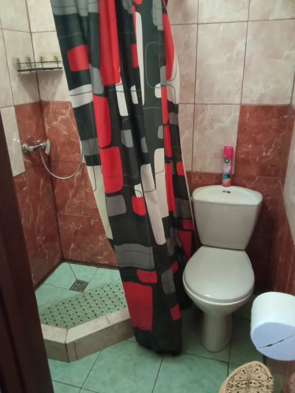 Отдельный номер на троих