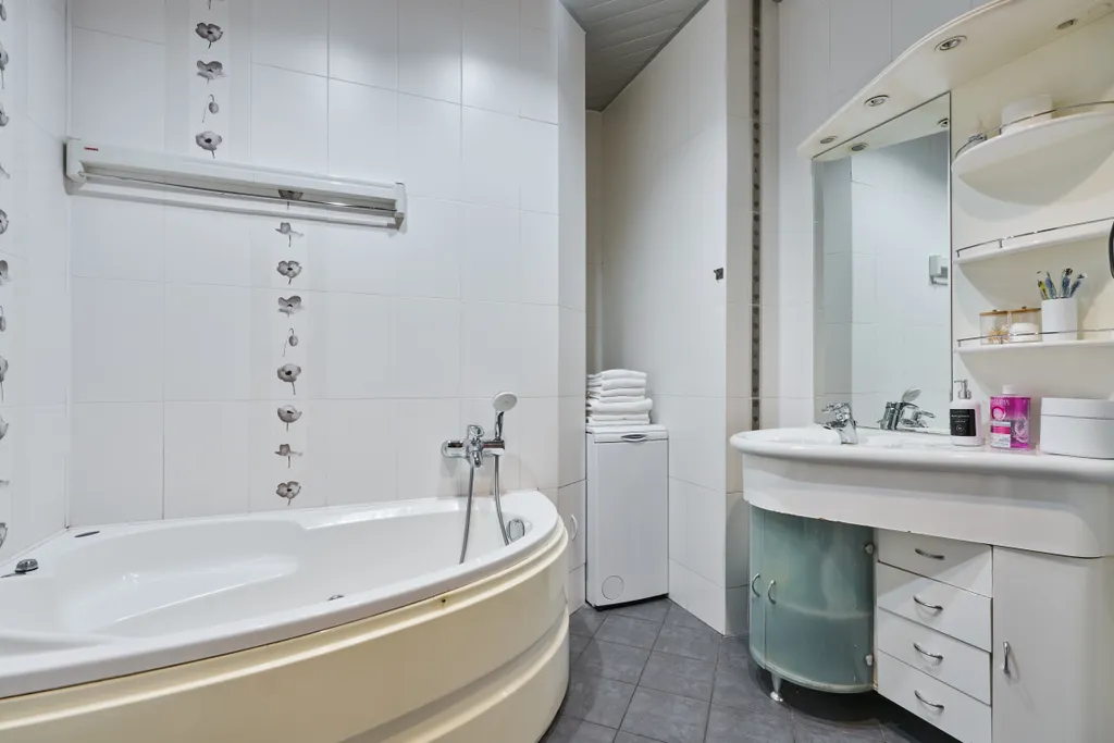 Квартира 2-комнатная квартира в Доме клубного типа, Третьяковская галерея — Москва