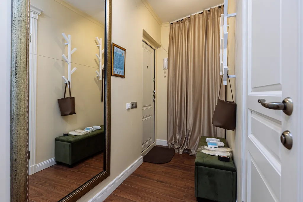 Две минуты и вы уже на Острове Канта, в самом центре Калининграда!