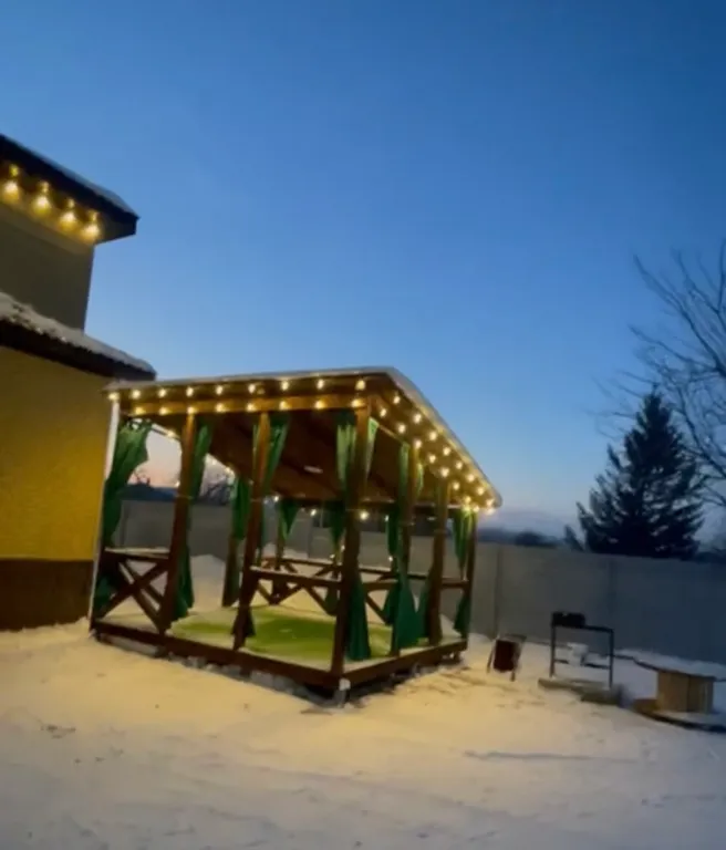 4-комнатный Дом