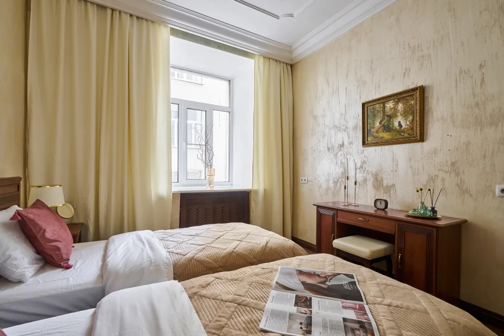 Квартира 4-комнатная квартира на Арбате в тихом месте, центр Москвы — Москва