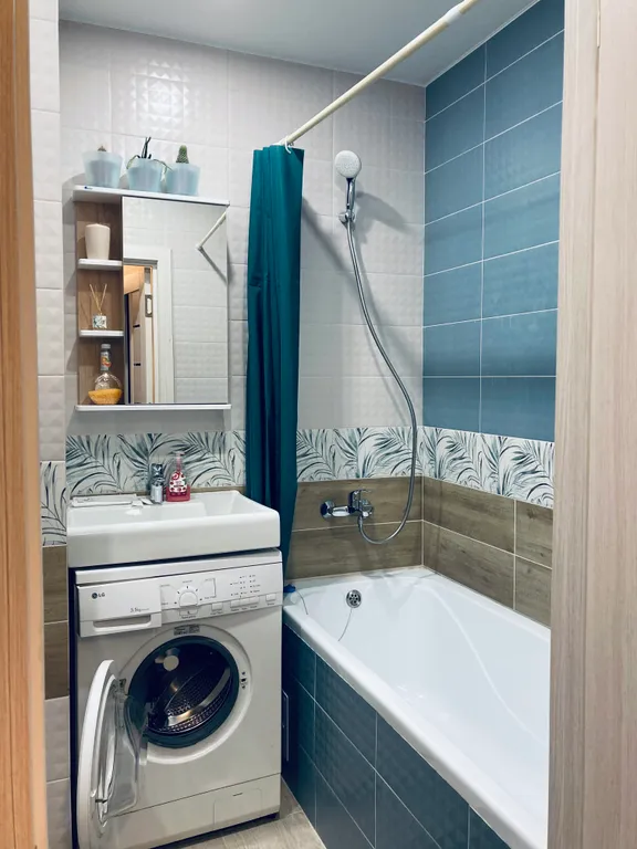 1-ка с классным видом на пруд