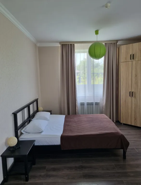 Дом на 11 мест с горячим бассейном и сауной