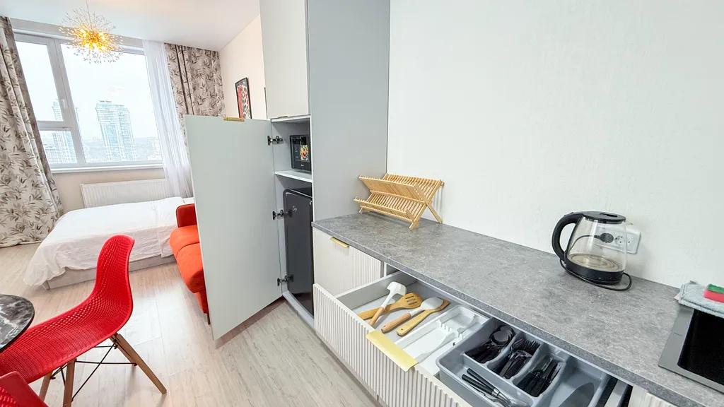 Студия на высоком этаже