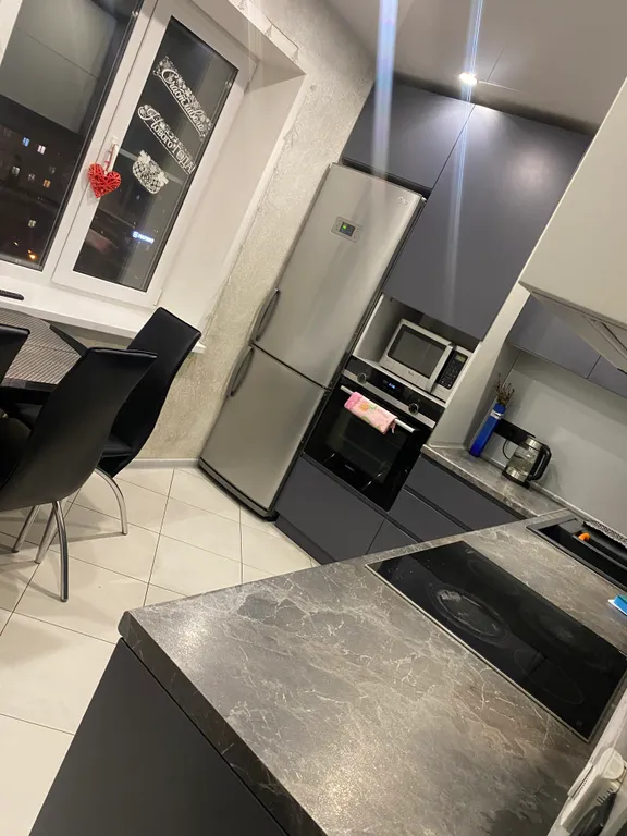 Дизайнерская 2к квартира с джакузи, камином и звездным небом в центре