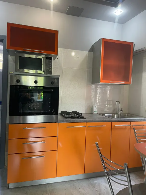 Уютный дом в центре города