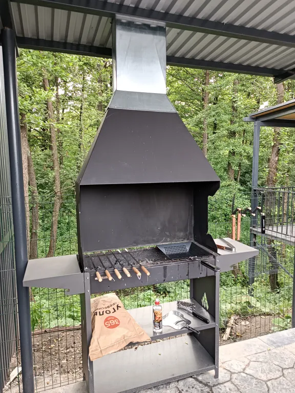 Коттедж с видом на лес и горы