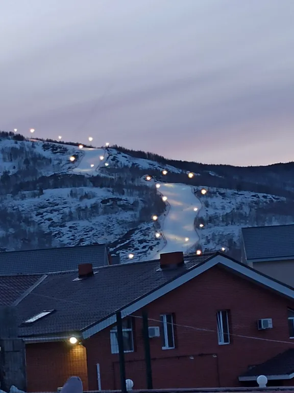 Таунхаус у ГЛЦ и озера Банное