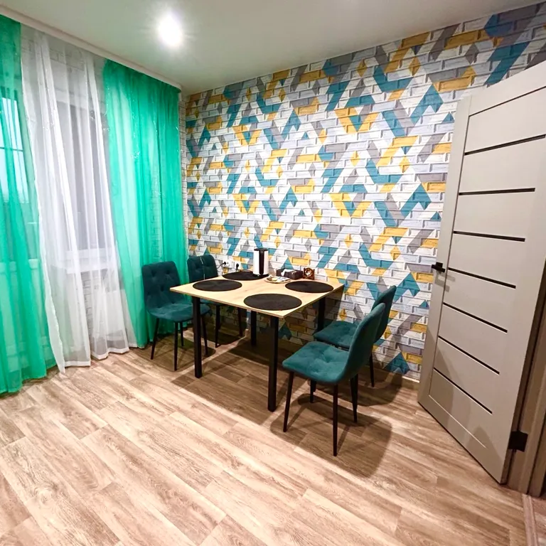 Уютная квартира в тихом районе — аренда посуточно в Липецк