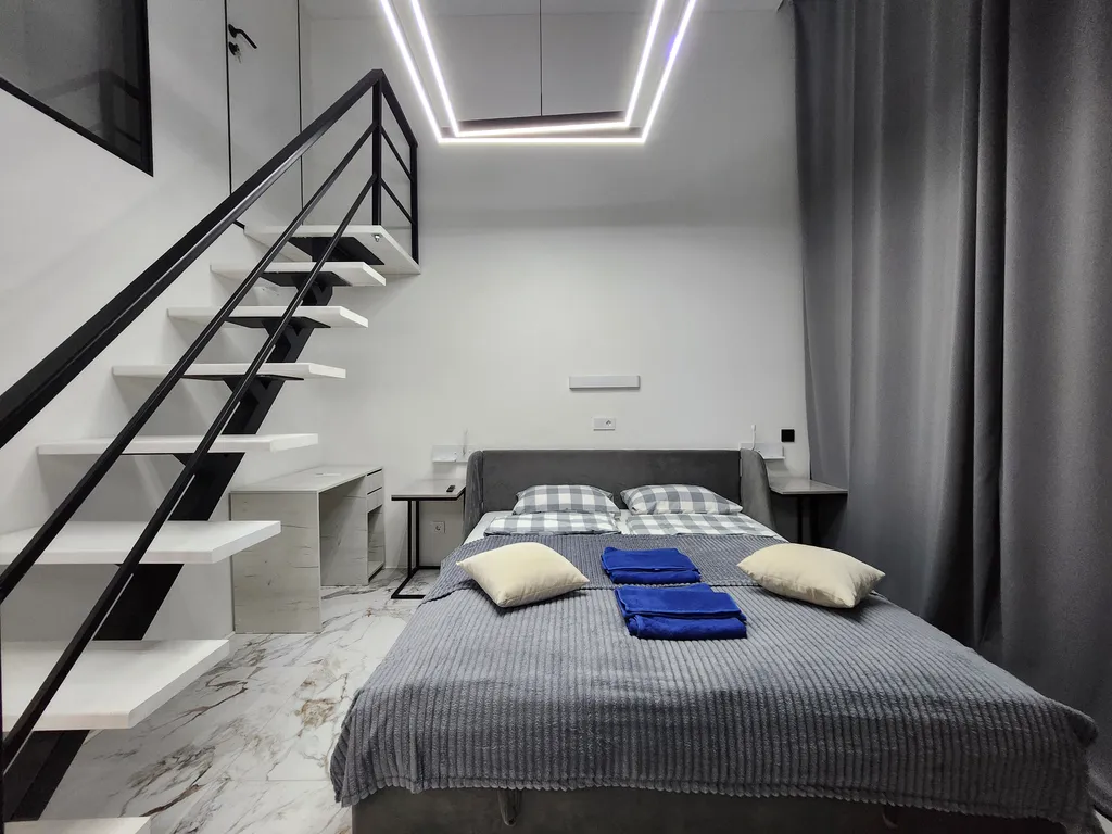 Квартира Квартира Двухуровневая для 1-6 гостей: бесконтактно, полный набор техники — Нахабино