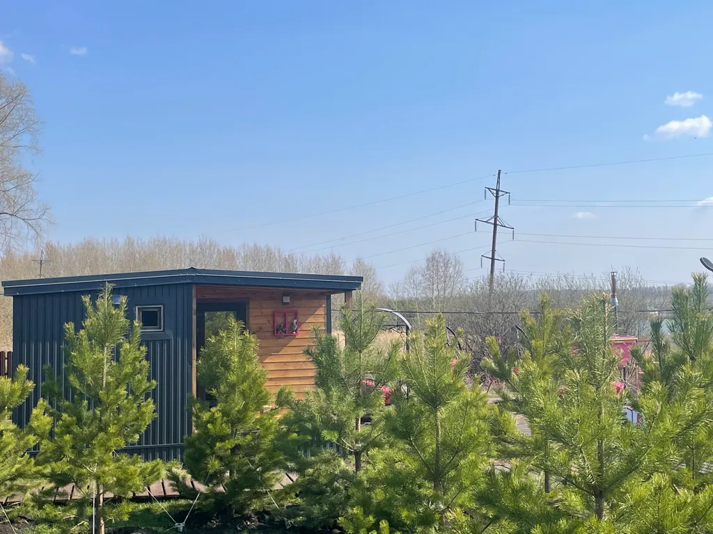 Дом с розовым чаном