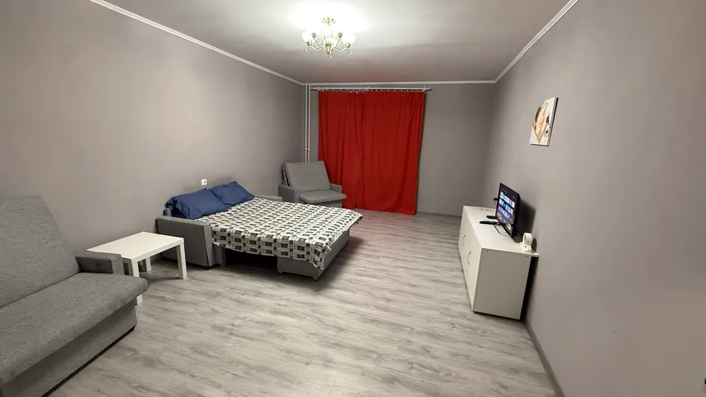 Большая однокомнатная квартира в лучшем районе — аренда посуточно в Кингисепп