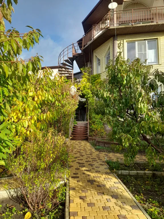 Квартира 2-комнатная Квартира — Геленджик