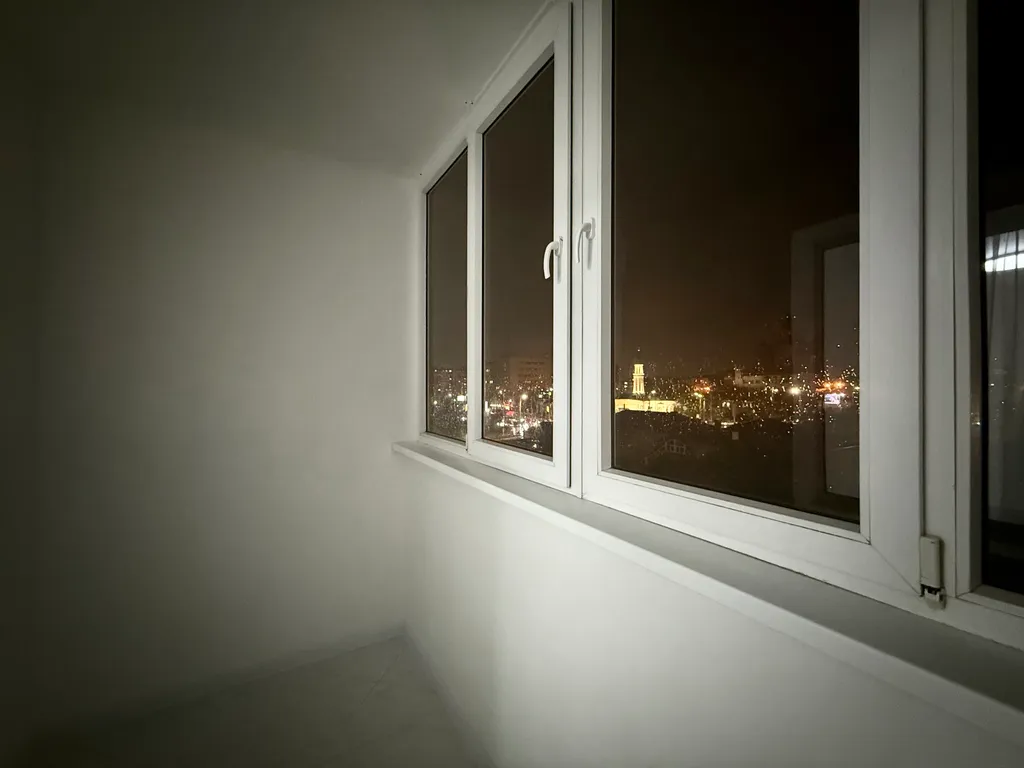 3-комнатная в центре (Риацентр, ТЦ "Восход", театр МузКомедии)