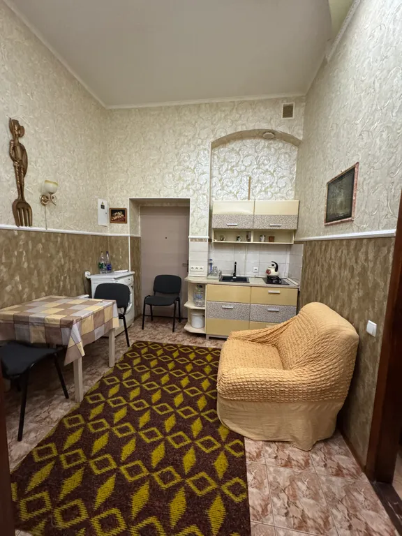 Коттедж Двухкомнатный домик с внутренним двориком в центре города — Евпатория