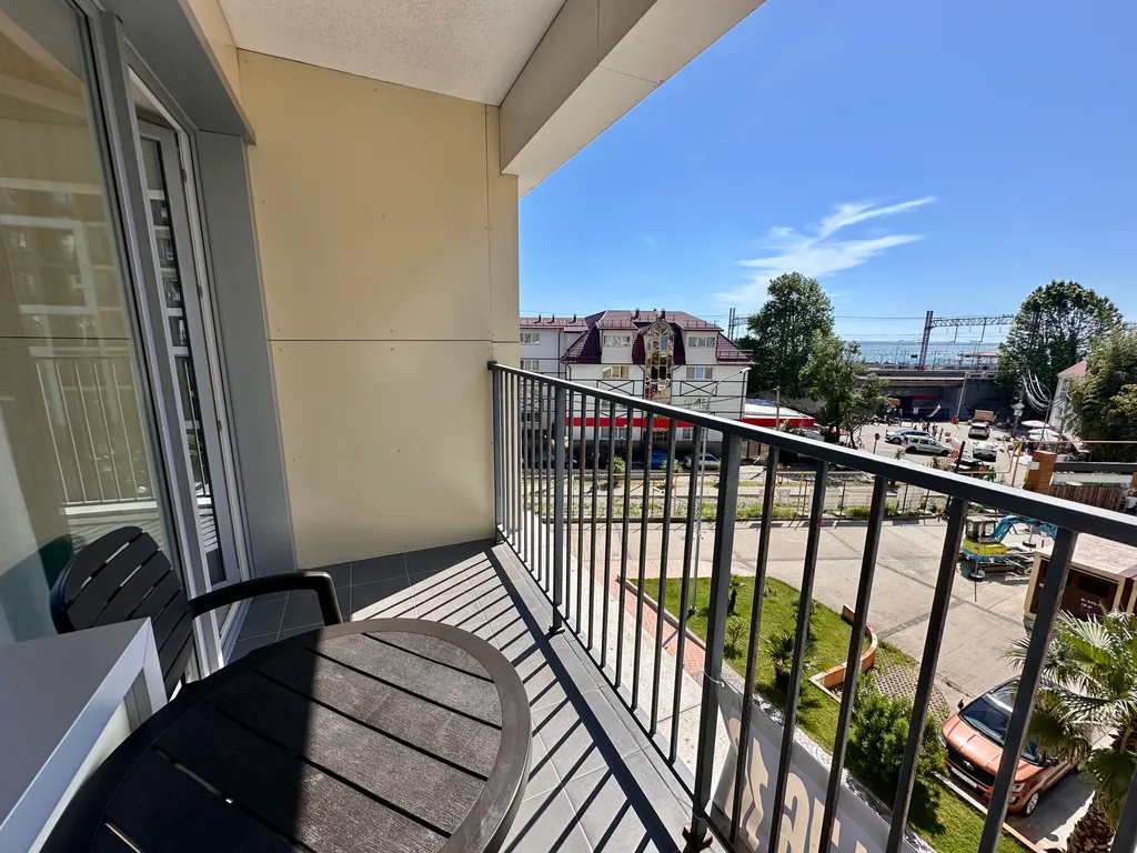 Уютная студия с видом на море в ЖК Каравелла Португалии