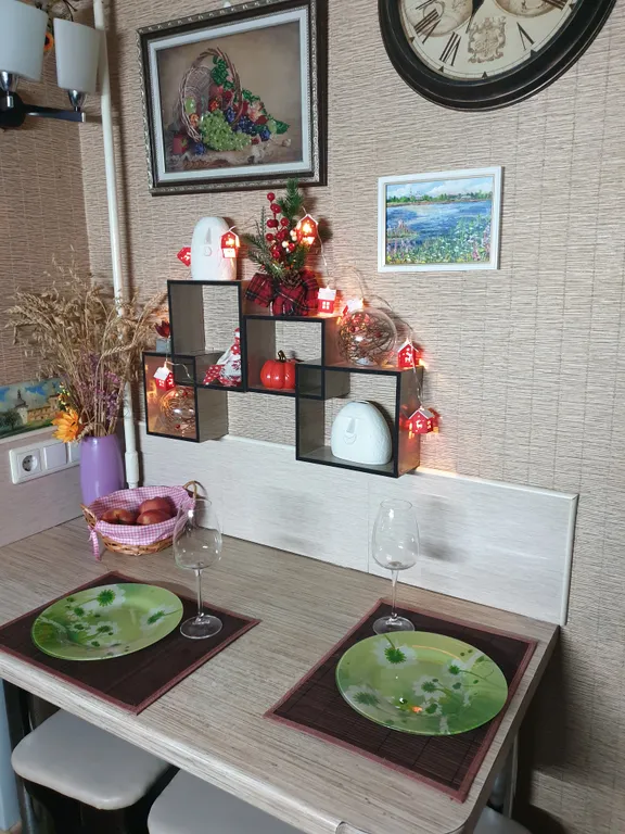 Уютная квартира в самом сердце города с видом на часы с осликом