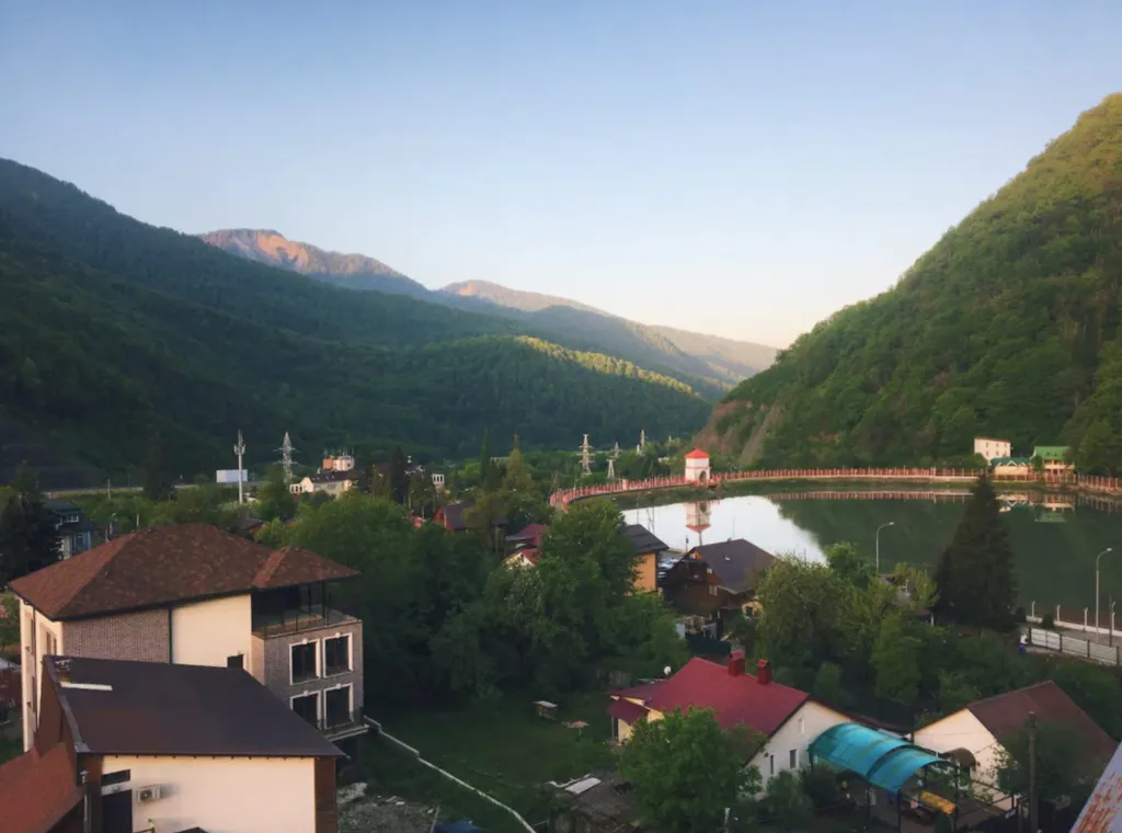 Чудесная квартира с видом на озеро и горы