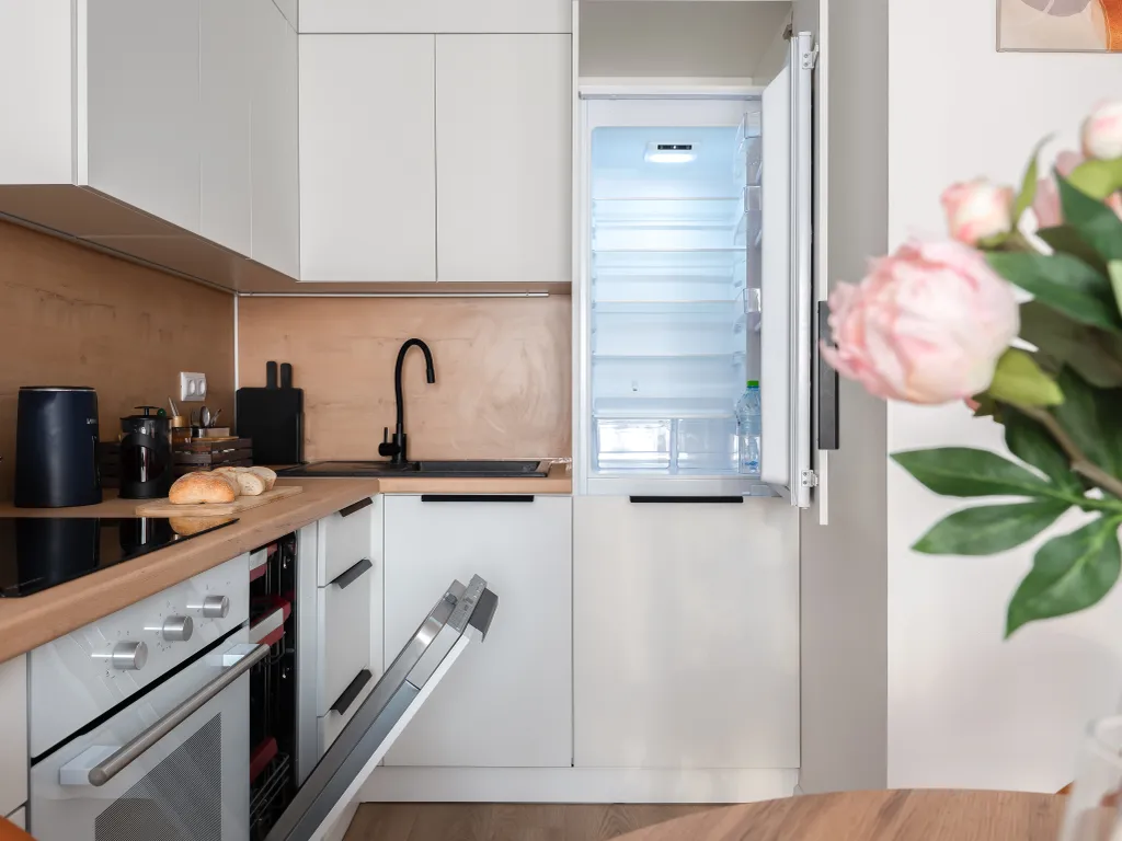 Квартира Новые апартаменты Modena с кухней и отдельной спальней — Москва