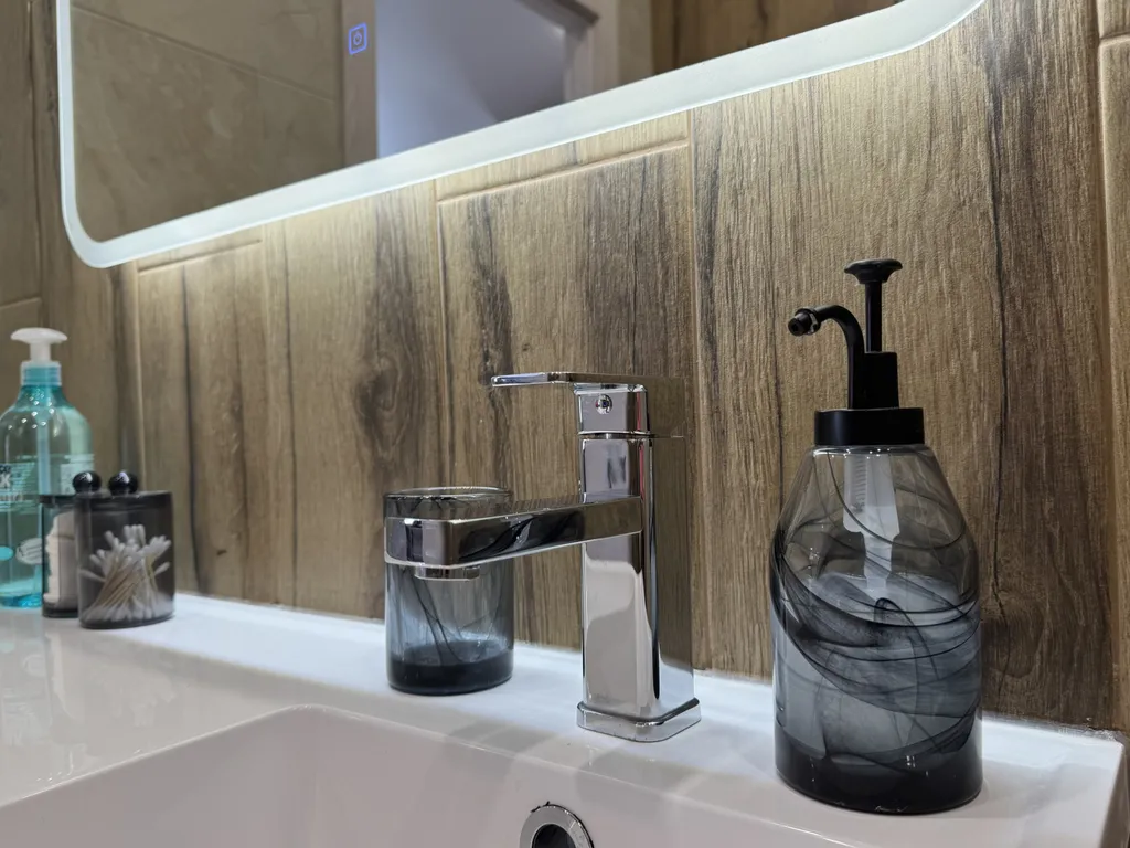 Квартира Квартира Новая просторная евротрёшка у набережной — Новосибирск