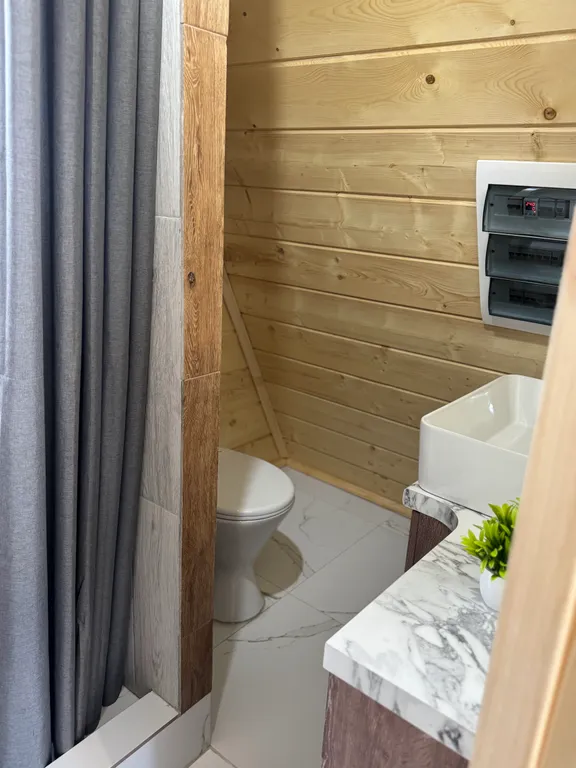 Дом с баней и чаном