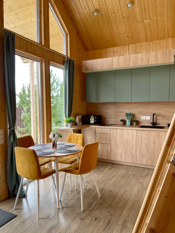 Дом с сауной у пруда